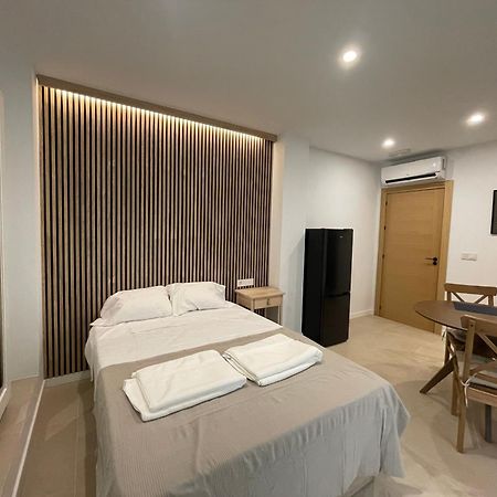 אליקאנטה Apartamentos Postiguet מראה חיצוני תמונה