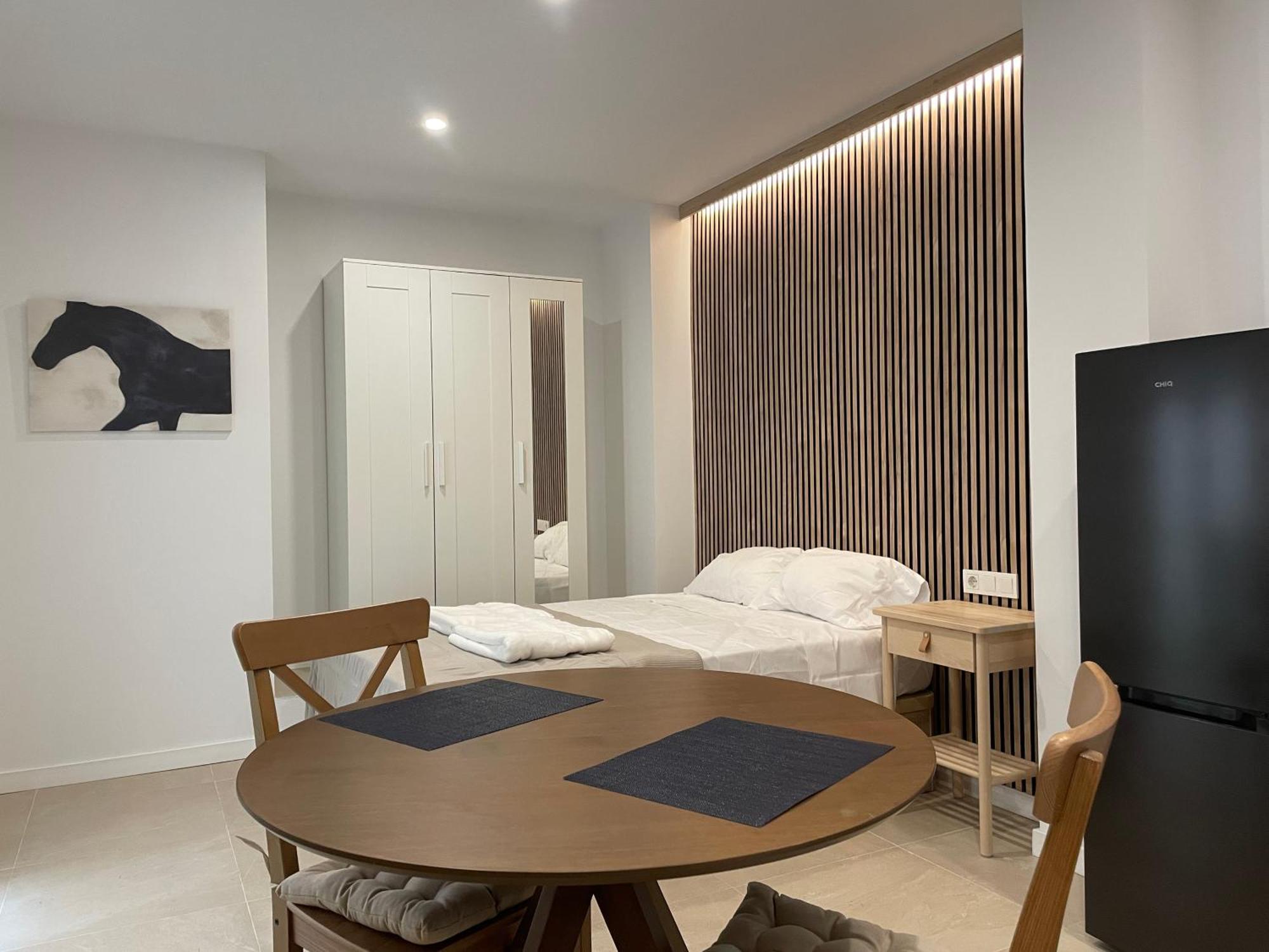 אליקאנטה Apartamentos Postiguet מראה חיצוני תמונה