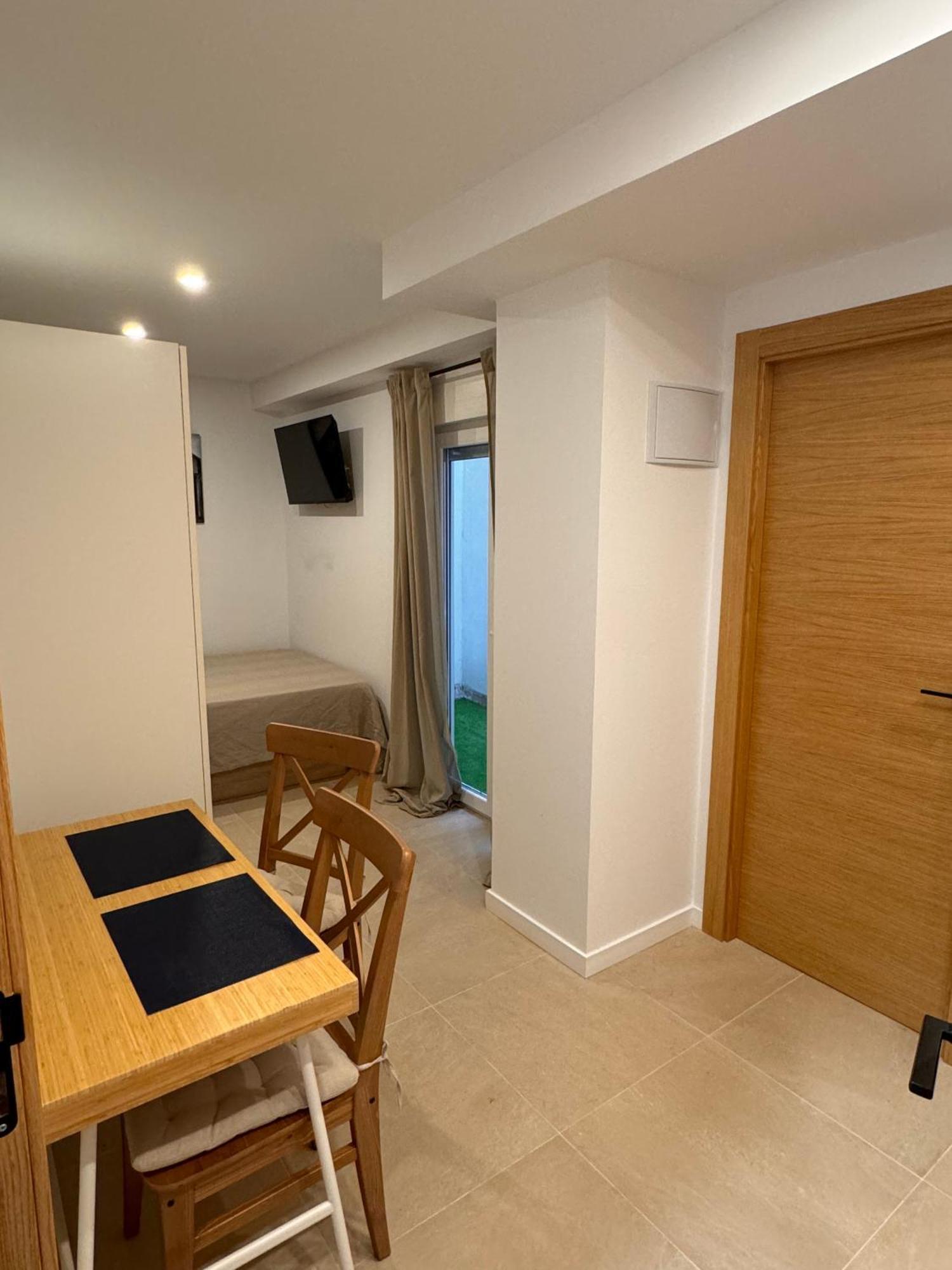 אליקאנטה Apartamentos Postiguet מראה חיצוני תמונה