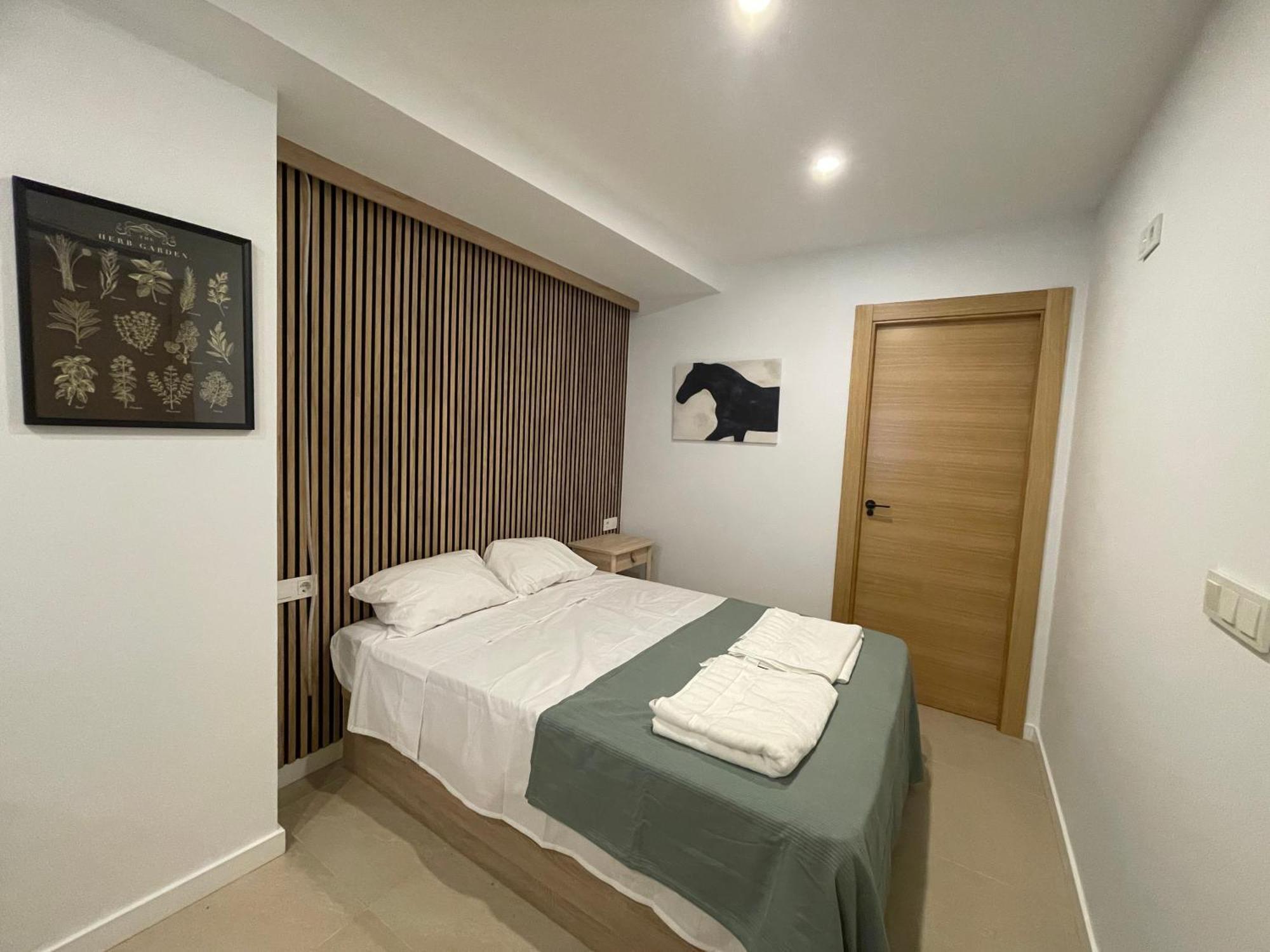 אליקאנטה Apartamentos Postiguet מראה חיצוני תמונה